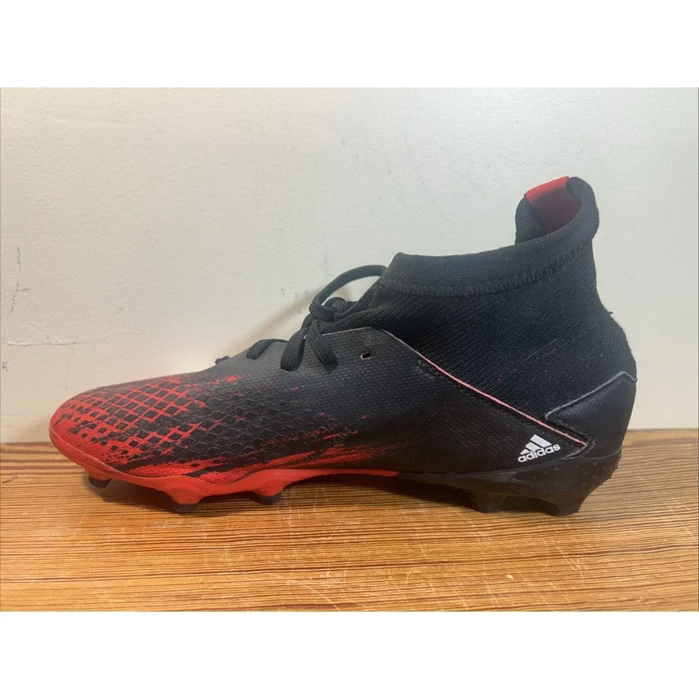 Adidas Predator Men Soccer Cleats Size 5.5